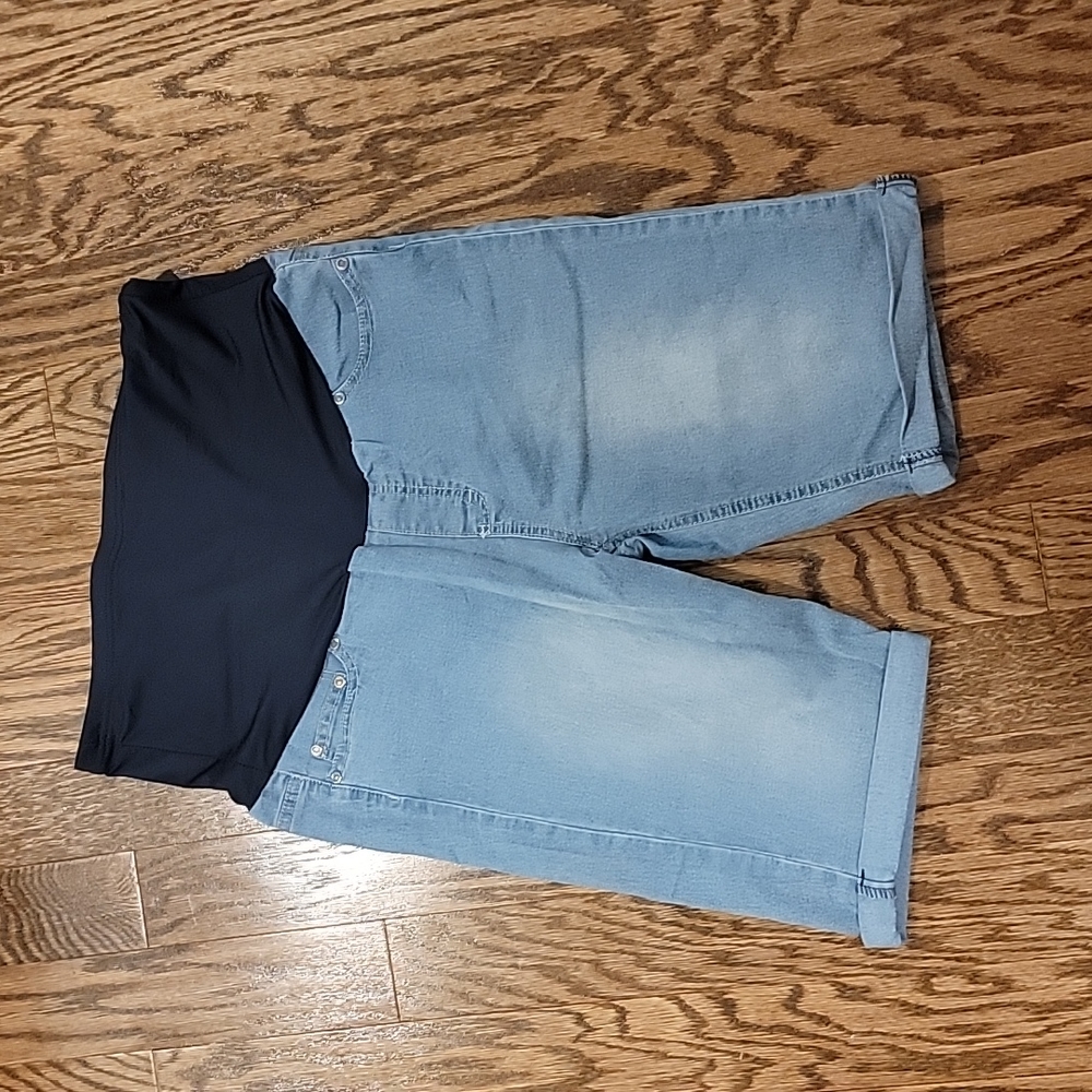 RUMOR HAS IT Maternity Over The Belly Cuffed Bermuda Cropped Jeans Shorts